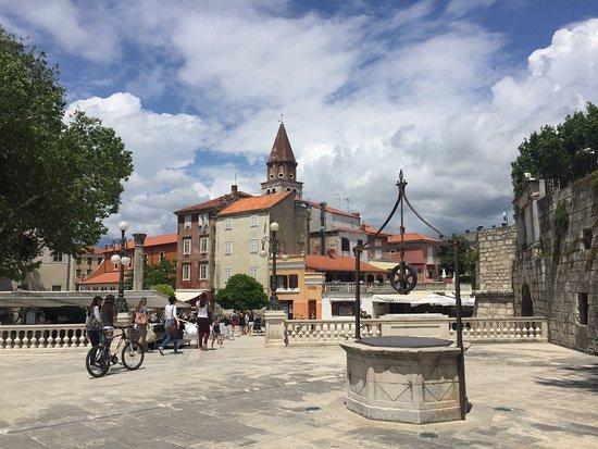Plassen med de fem brønner